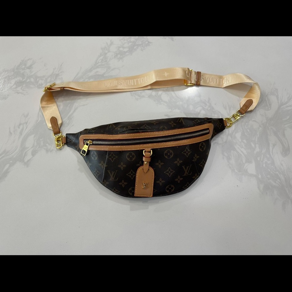 Louis Vuitton Monogram Bum Bag  Belt Bag Fanny Pack